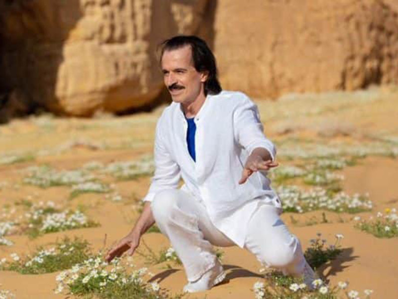 شاهد كيف طبع "ياني" بصمته على صخور العلا بالمملكة